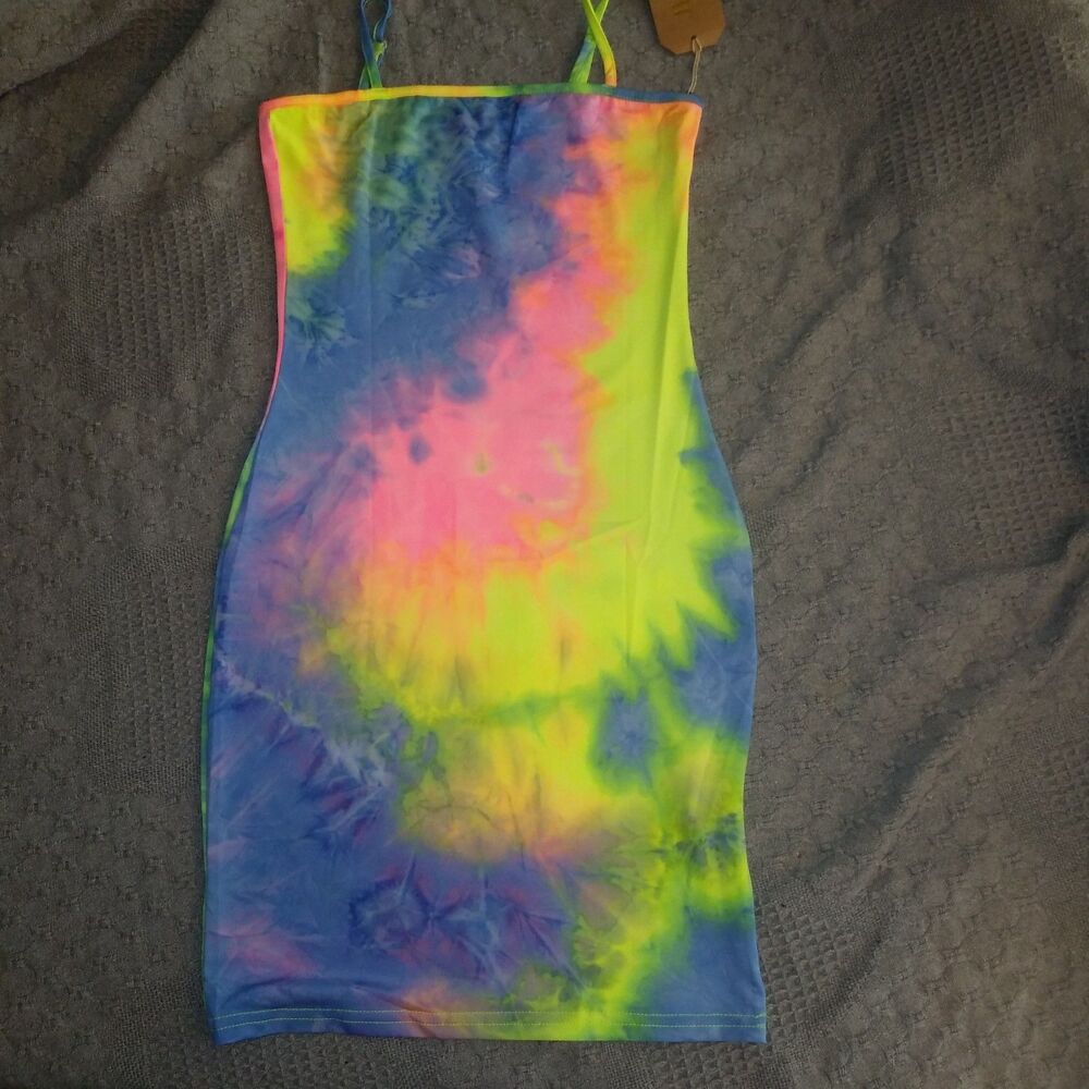 Juniors Sundress New with Tags Bodycon Boho  Tie Dye Retro Resort size small